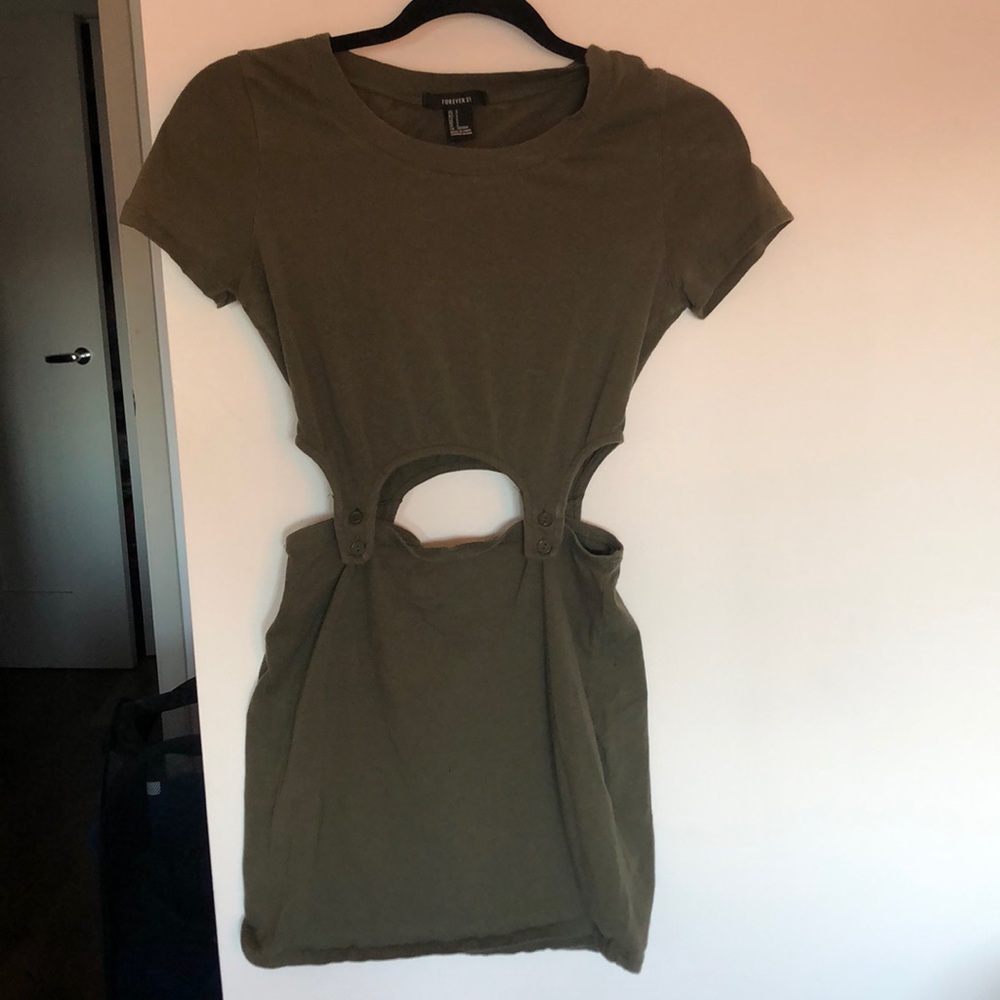 Army Green Cut-out/ T-shirt Dress